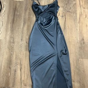 Windsor midi dress with slit